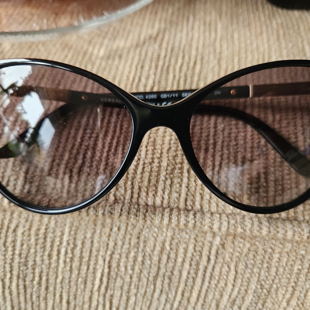 Versace Elegant Black Sunglasses